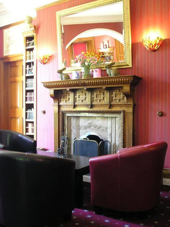Castle Venlaw Hotelピーブルス エクステリア 写真
